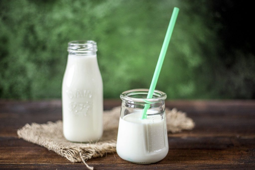 โคลอสตรุ้ม (Colostrum) ในนมวัว